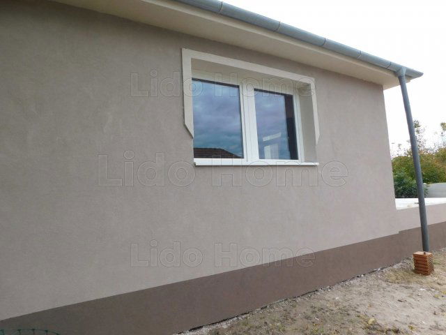 Eladó családi ház, Győrött 104.99 M Ft, 17 szobás