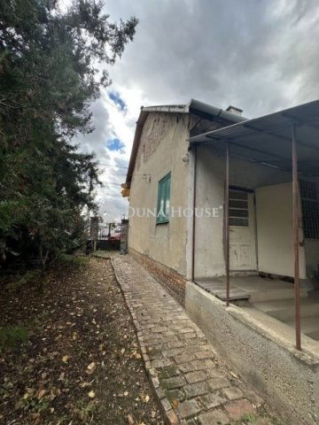 Eladó családi ház, Budapesten, XVIII. kerületben 56 M Ft