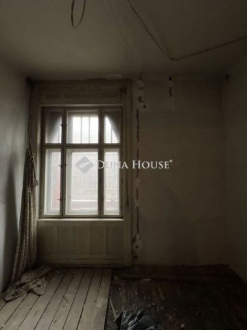 Eladó téglalakás, Budapesten, IV. kerületben 115 M Ft, 3 szobás