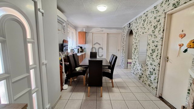 Eladó ikerház, Faddon 18 M Ft, 3 szobás / költözzbe.hu