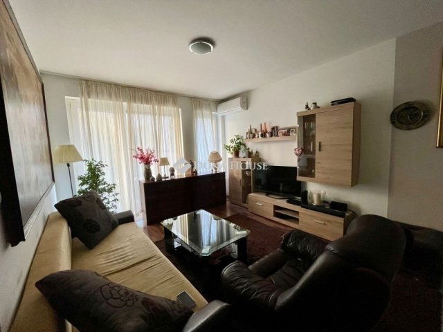 Eladó téglalakás, Budapesten, VIII. kerületben 114.9 M Ft