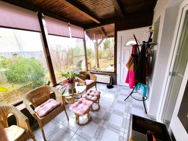 Eladó családi ház, Szigethalmon 135 M Ft, 6 szobás