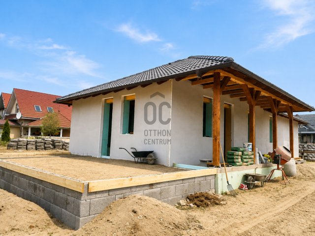 Eladó ikerház, Ócsán 87 M Ft, 4 szobás / költözzbe.hu