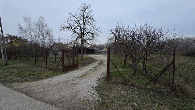 Eladó telek, Dunavecsén, Bajcsy-Zsilinszky utcában 12.5 M Ft