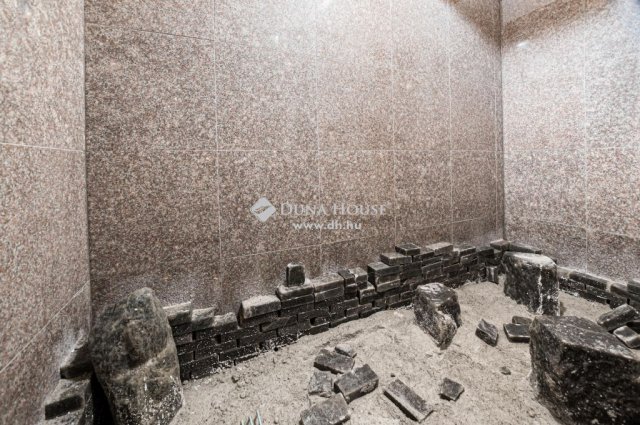 Eladó családi ház, Budajenőn 225 M Ft, 2 szobás