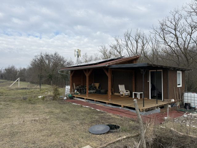 Eladó családi ház, Lovasberényben 49.99 M Ft, 1 szobás