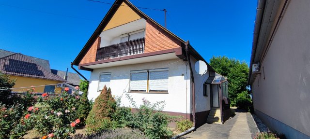 Eladó családi ház, Ajakon 40 M Ft, 4+1 szobás