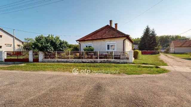 Eladó családi ház, Hejőbábán 20.5 M Ft, 3 szobás
