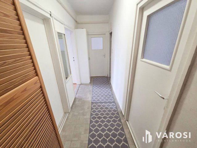 Eladó téglalakás, Szigetszentmiklóson 59.9 M Ft, 2+1 szobás