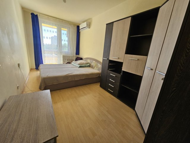 Kiadó panellakás, albérlet, Debrecenben 130 E Ft / hó, 1 szobás