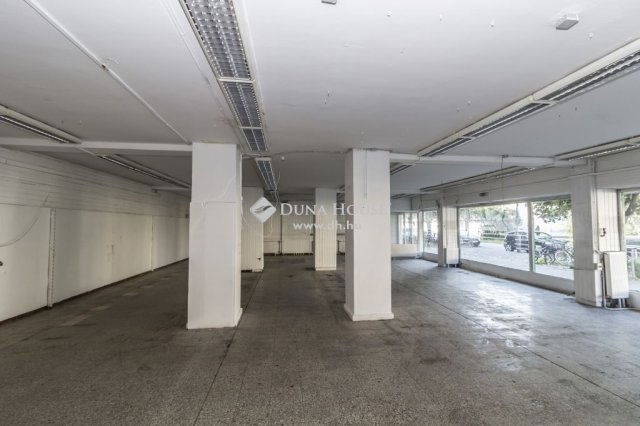 Kiadó üzlethelyiség, Szombathelyen 569 E Ft / hó