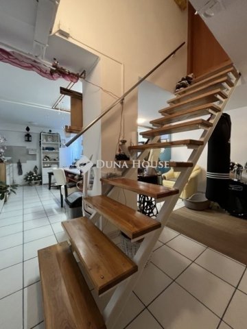 Eladó családi ház, Balatonfűzfőn 119.9 M Ft, 4 szobás