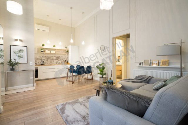 Kiadó téglalakás, albérlet, V. kerületben, Honvéd utcában