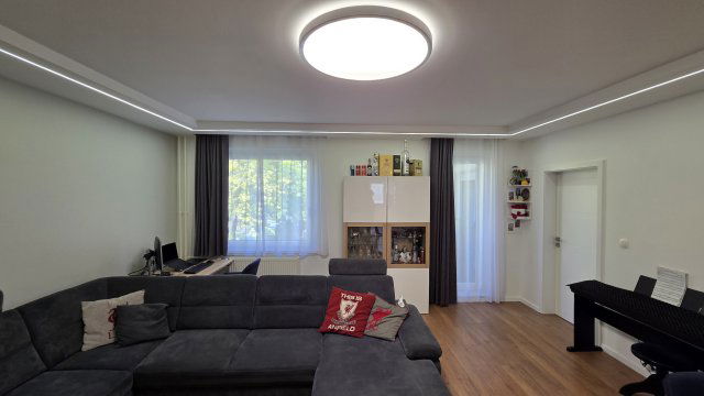 Eladó panellakás, Budapesten, III. kerületben 128.89 M Ft