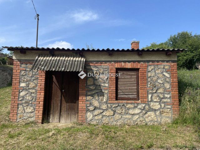 Eladó nyaraló, Vértesszőlősön 14.9 M Ft / költözzbe.hu