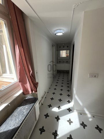 Eladó téglalakás, Budapesten, V. kerületben 89.5 M Ft, 3 szobás