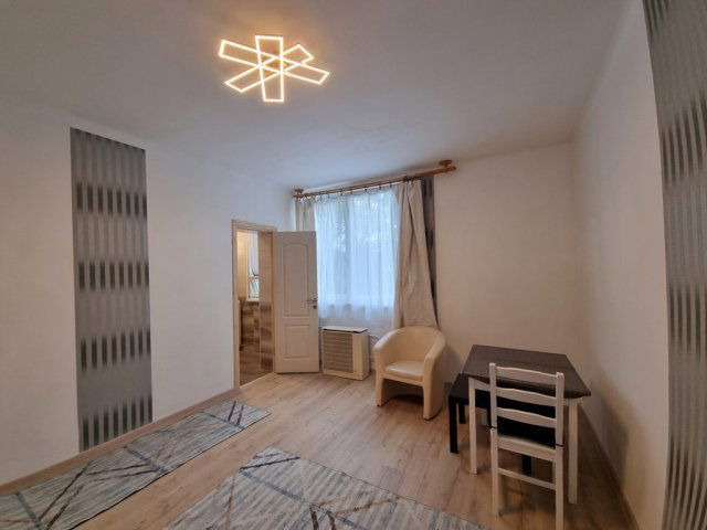 Kiadó téglalakás, albérlet, Nyíregyházán, Deák Ferenc úton