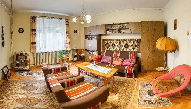 Eladó családi ház, Hevesen 16.5 M Ft, 2 szobás