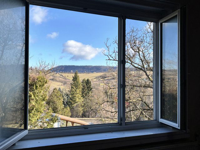 Eladó családi ház, Szokolyán 99.99 M Ft, 5 szobás