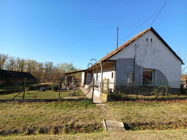 Eladó nyaraló, Dégen 24.99 M Ft, 3 szobás / költözzbe.hu