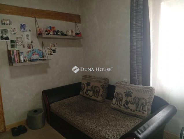 Eladó családi ház, Ászáron 36 M Ft, 3 szobás