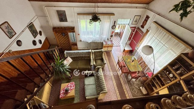 Eladó téglalakás, Pápán 47.9 M Ft, 3 szobás