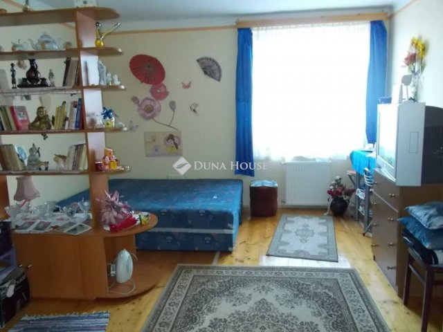 Eladó családi ház, Oroszlányban, Fürst Sándor utcában