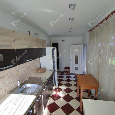 Eladó családi ház, Vönöckön 15.9 M Ft, 1 szobás