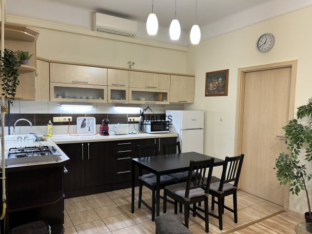 Kiadó téglalakás, albérlet, VI. kerületben, Bajcsy-Zsilinszky úton