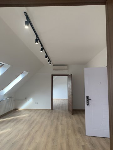 Eladó téglalakás, Nyíregyházán, Nyár utcában 130 M Ft