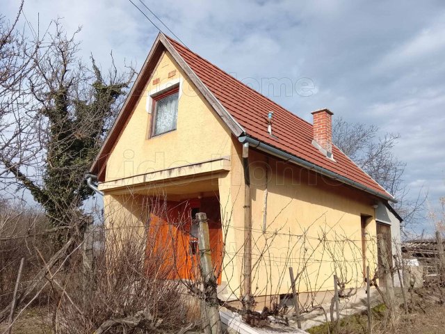 Eladó mezogazdasagi ingatlan, Bicskén 29.9 M Ft