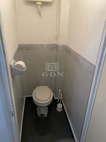 Eladó téglalakás, Répcelakon 28.5 M Ft, 2+1 szobás