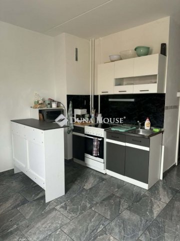 Eladó panellakás, Mosonmagyaróváron 35.9 M Ft, 1 szobás