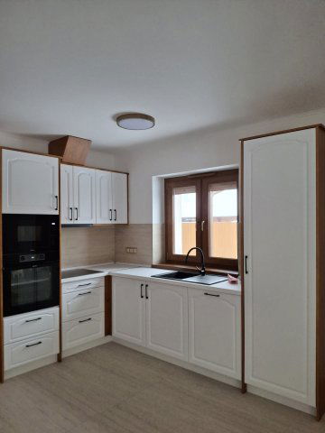 Eladó sorház, Szolnokon 85 M Ft, 3 szobás / költözzbe.hu