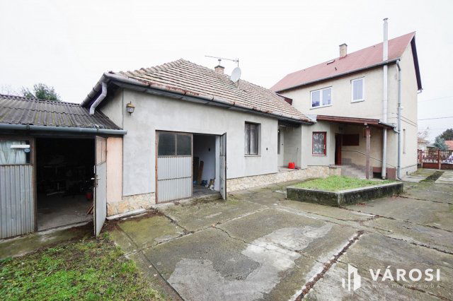 Eladó családi ház, Heréden 52.9 M Ft, 5 szobás