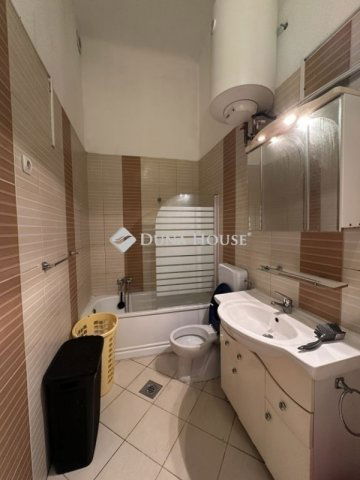 Eladó téglalakás, Budapesten, VIII. kerületben 62.5 M Ft