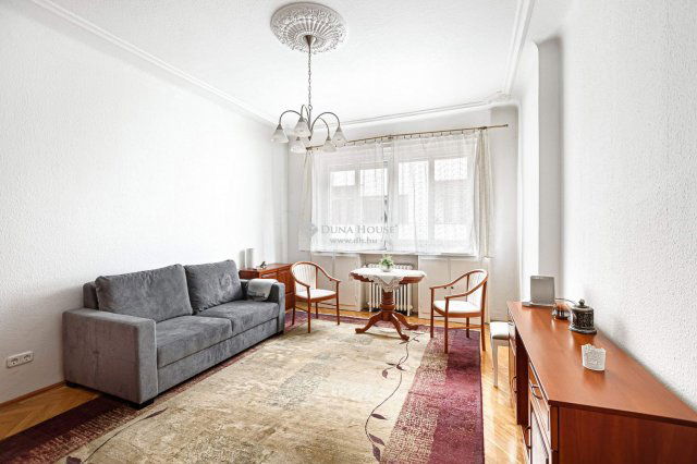 Eladó téglalakás, Budapesten, XIII. kerületben 65 M Ft, 1 szobás