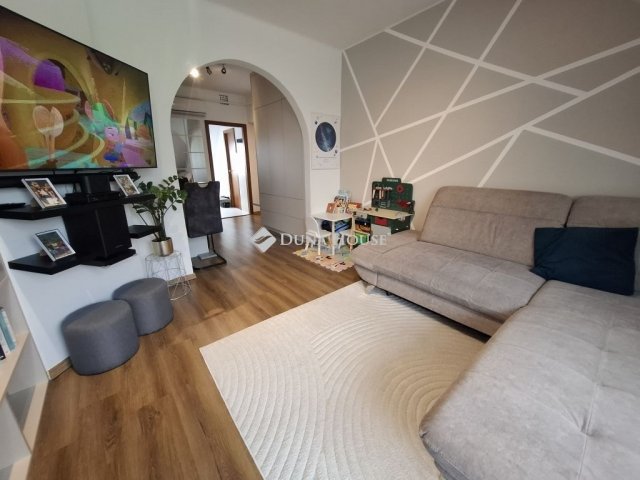 Eladó téglalakás, Kiskunfélegyházán 39.5 M Ft, 2 szobás