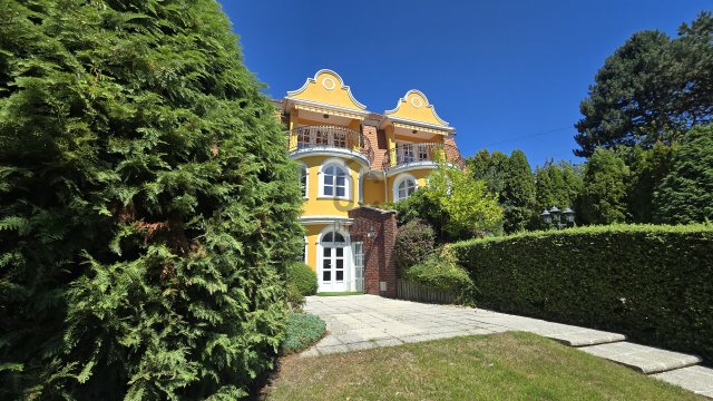 Kiadó ikerház, albérlet, Budapesten, II. kerületben, 7 szobás