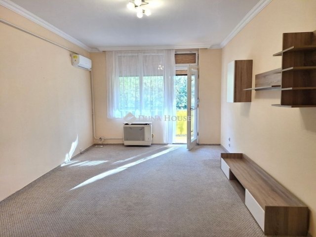 Eladó téglalakás, Kecskeméten 48.7 M Ft, 2 szobás