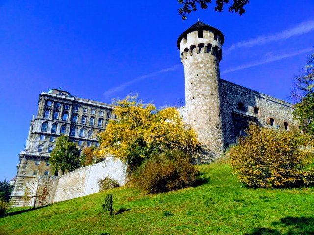 Eladó téglalakás, Budapesten, I. kerületben 170 M Ft, 2 szobás