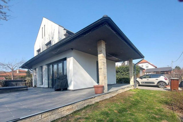 Eladó ikerház, Gödön 139.99 M Ft, 4+1 szobás