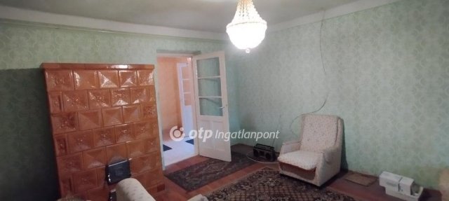 Eladó családi ház, Jászberényben 24.7 M Ft, 3 szobás