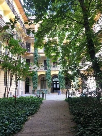 Eladó téglalakás, Budapesten, IX. kerületben 26.9 M Ft, 1 szobás