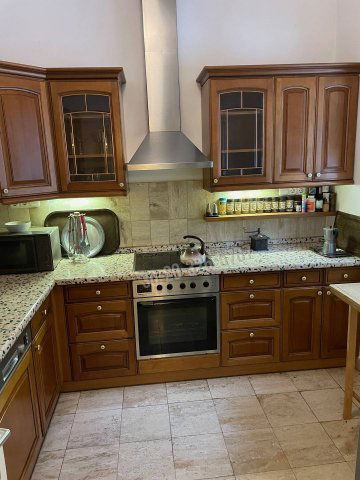 Eladó családi ház, Budapesten, II. kerületben 224.8 M Ft