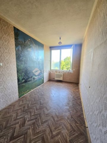 Eladó téglalakás, Szentlőrincen 32.5 M Ft, 2 szobás