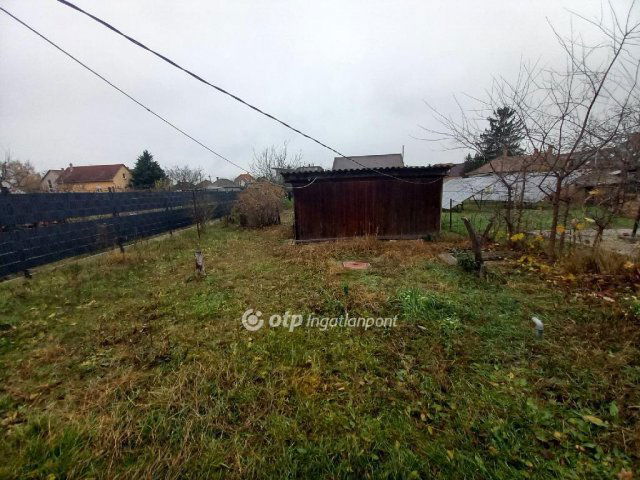 Eladó családi ház, Debrecenben 33.9 M Ft, 1+2 szobás