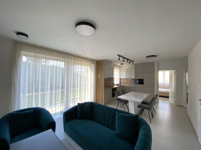 Kiadó téglalakás, albérlet, Debrecenben 320 E Ft / hó, 3 szobás