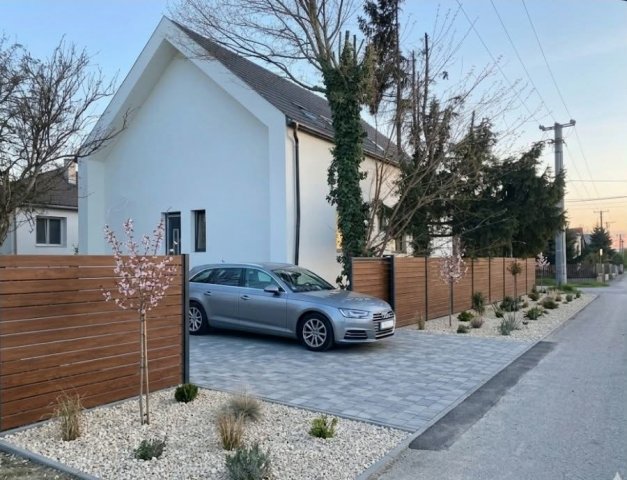 Eladó téglalakás, Érden 95 M Ft, 4 szobás