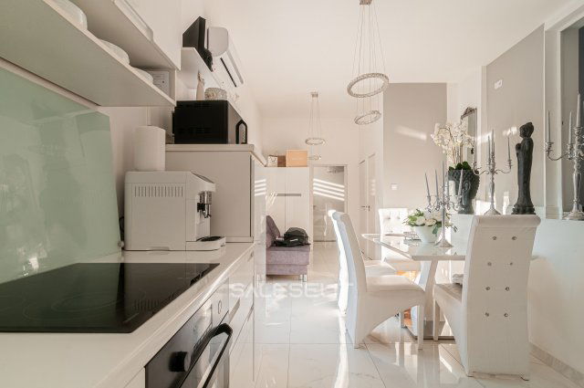 Eladó családi ház, Debrecenben 114.9 M Ft, 2+2 szobás